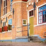 Het Sluiswachtershuisje Holiday home
