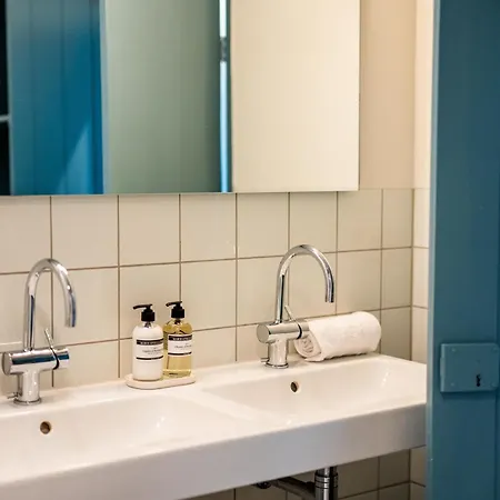 Het Sluiswachtershuisje * Maassluis