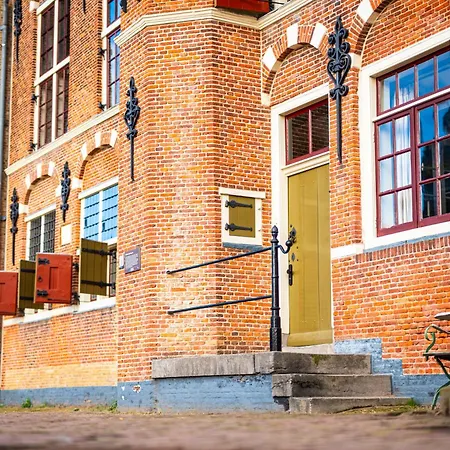 Het Sluiswachtershuisje 別荘